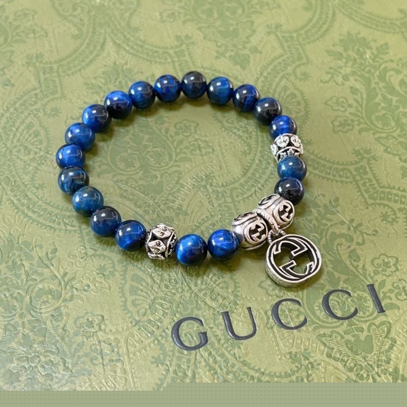 G*u*i bracelets